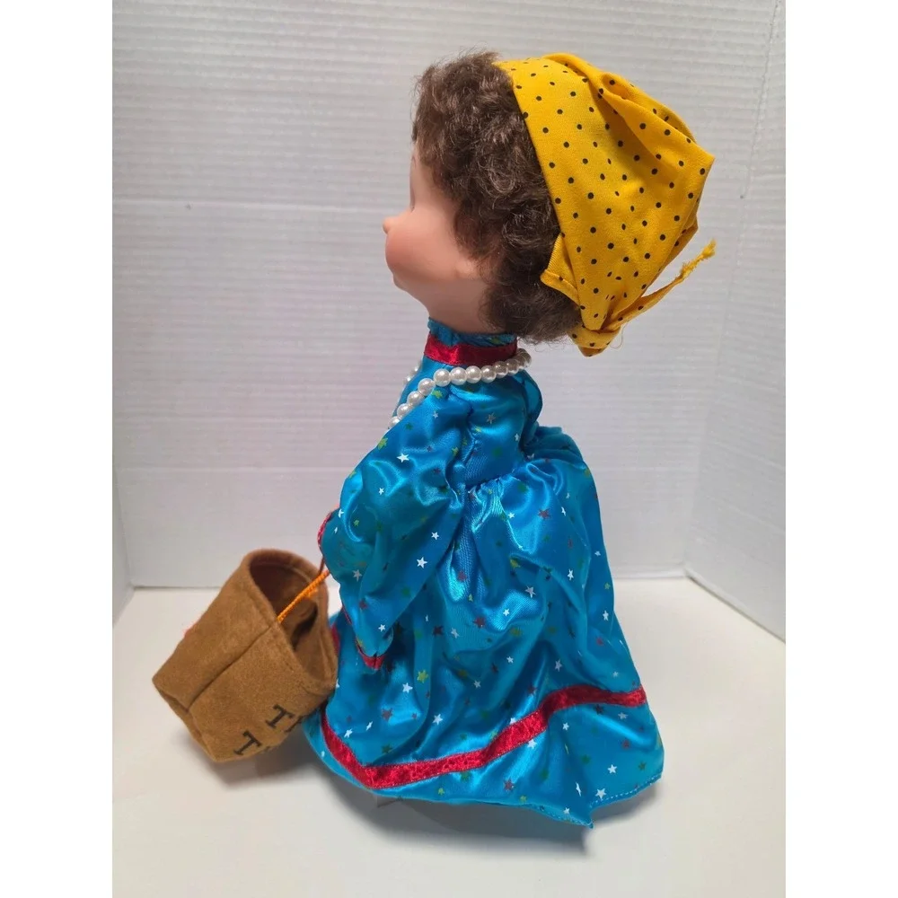vintage Halloween themed doll Animated light up pumpkin jack‎ o'lantern